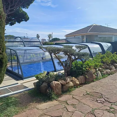 Costa Brava 700 M Piscina 28 Grados Jacuzzi Villa