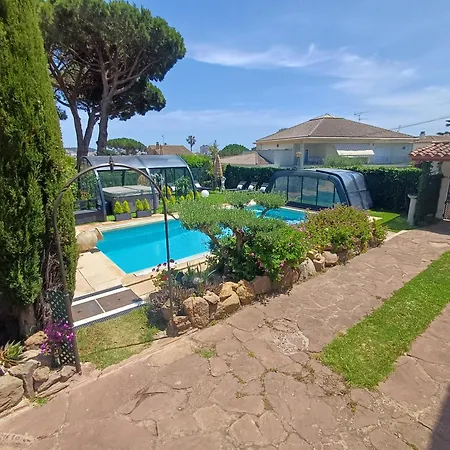 Costa Brava Piscina Climatizada 28c Y Jacuzzi Vil·la